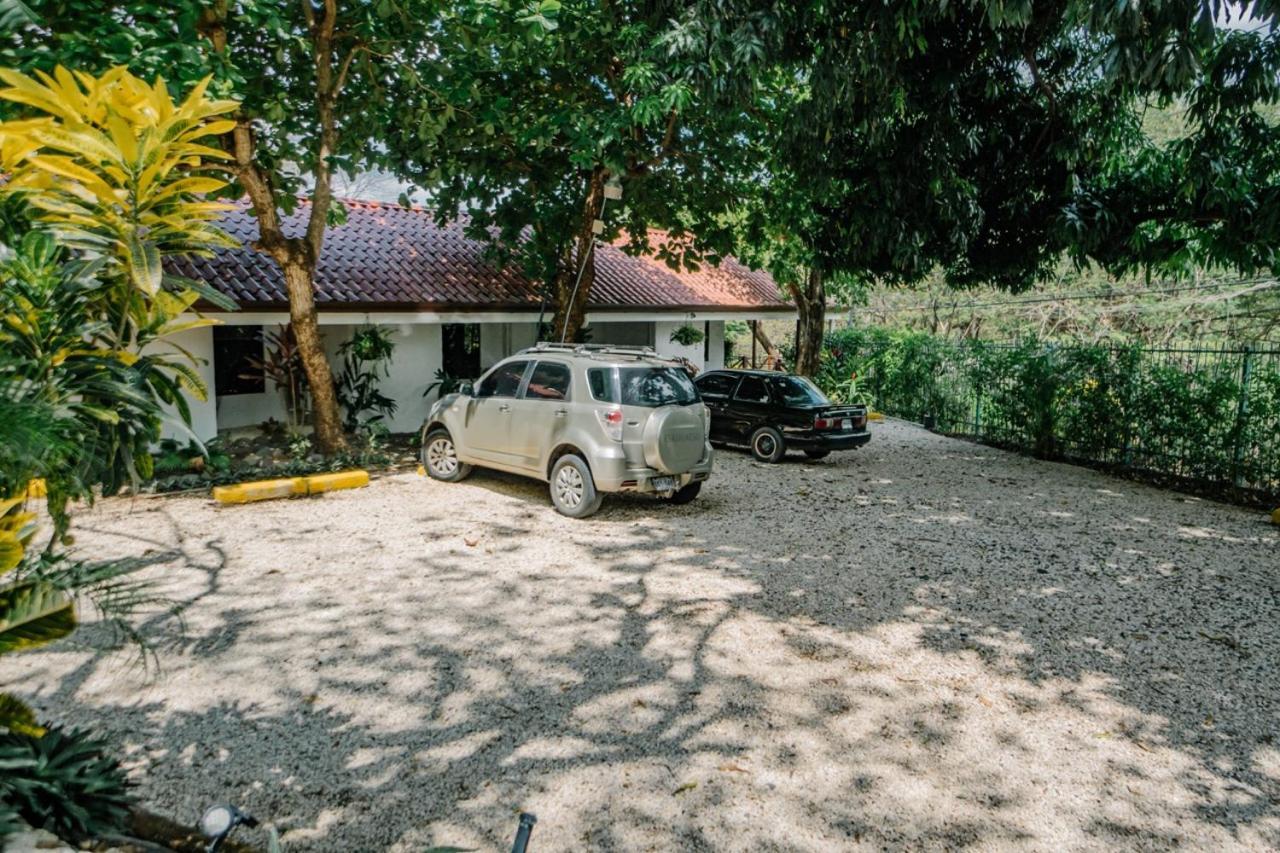 Hotel Ocotal Bed & Breakfast Playa Ocotal Exterior photo