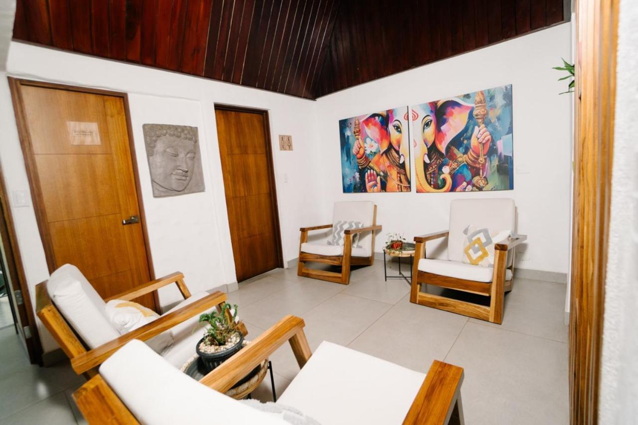 Hotel Ocotal Bed & Breakfast Playa Ocotal Exterior photo